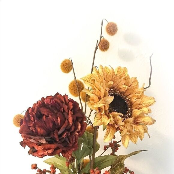 Sunflower galvanized floral arrangements - Picture 3 of 3